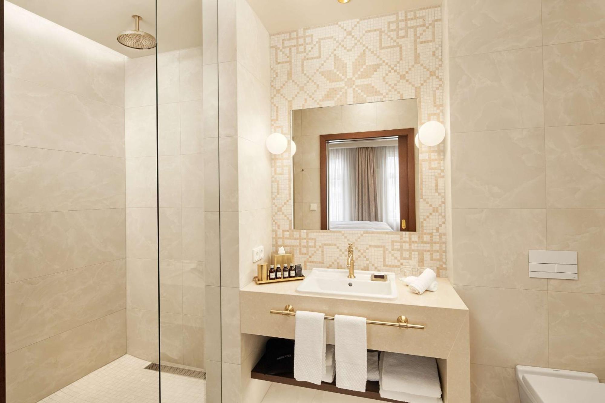 Hotel Konsulat Hotel, Curio Collection By Hilton Reikiavik